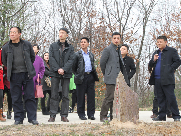 浉河區(qū)工會領導蒞臨廣義茶葉印象園參觀指導工作